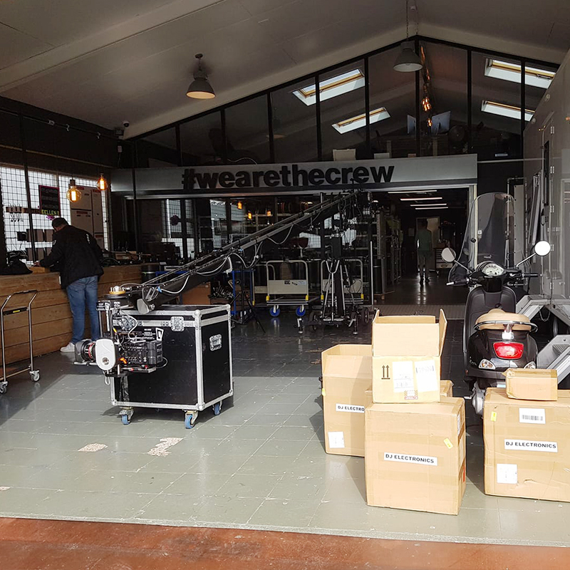 宁波市亿司特影视器材有限公司 Ningbo East Photographic Equipment Co., Ltd.