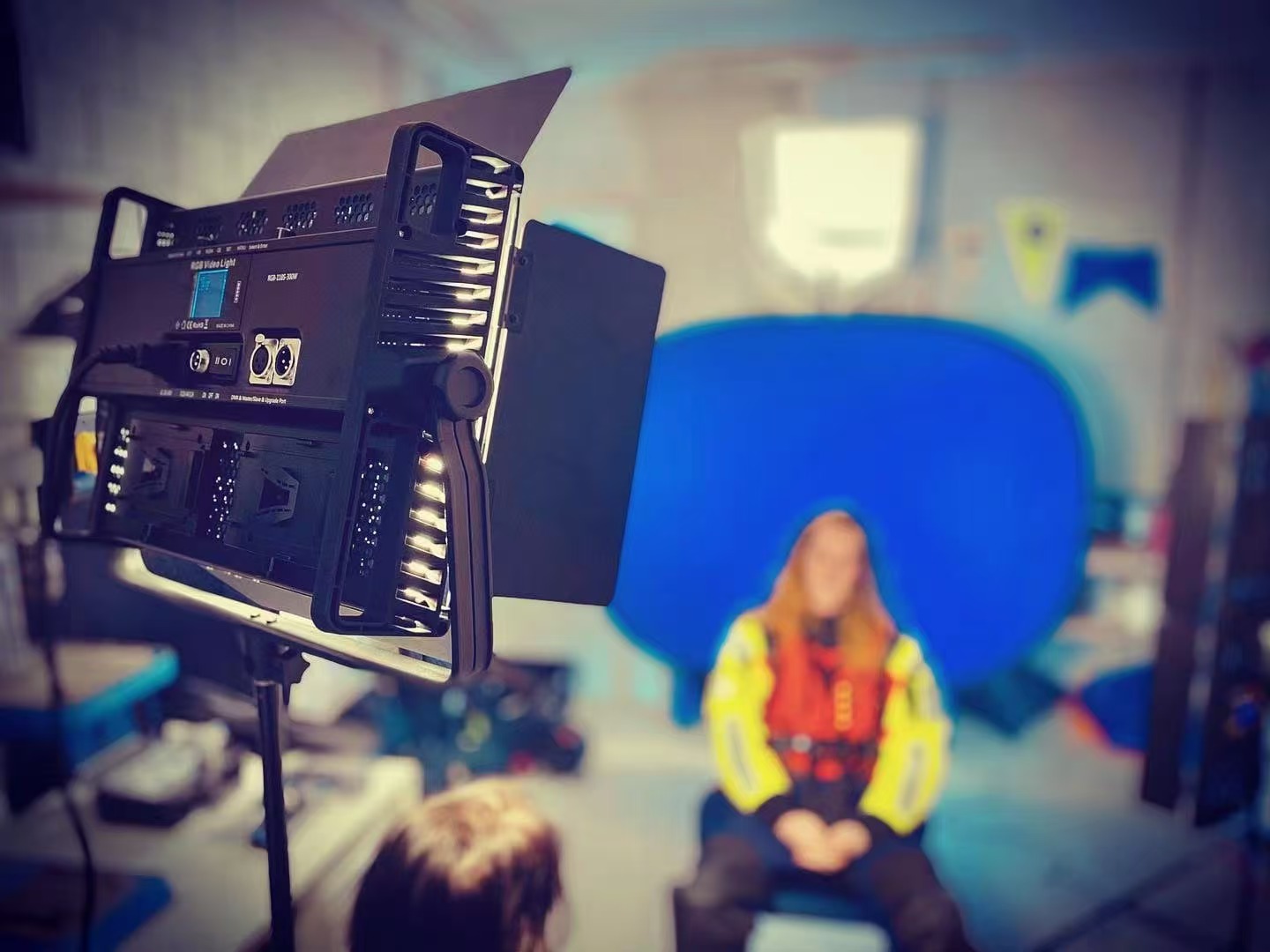 宁波市亿司特影视器材有限公司 Ningbo East Photographic Equipment Co., Ltd.