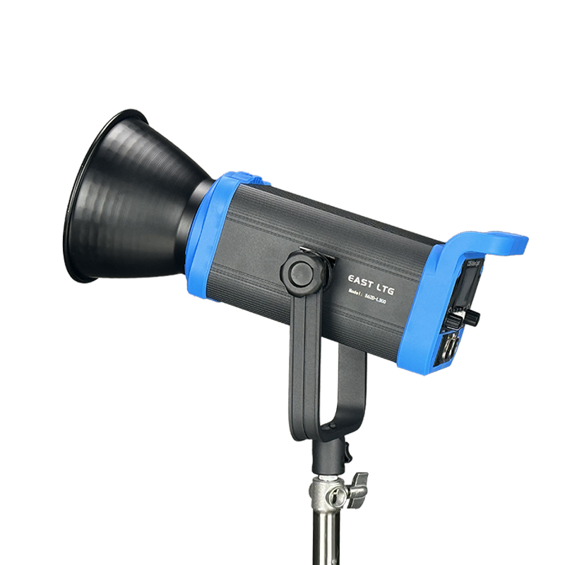 562B-L300双色温COB影视灯300W